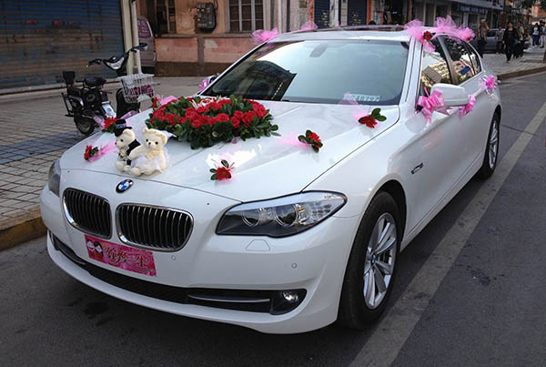 寶馬5系婚禮花(huā)車(chē)